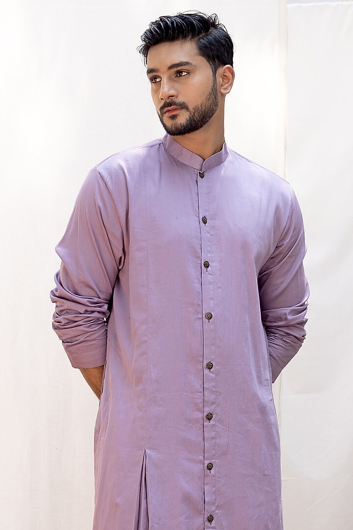 Lilac Cotton Satin Box-Pleated Kurta Set by Surabhi Agarwal at Pernia's Pop Up Shop