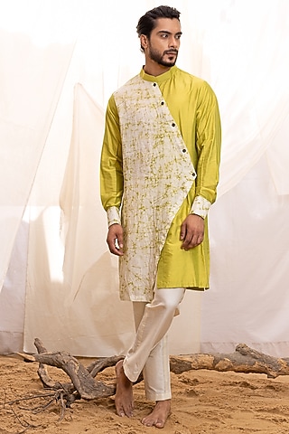 Green Silk Printed Overlap Kurta Set by Surabhi Agarwal
