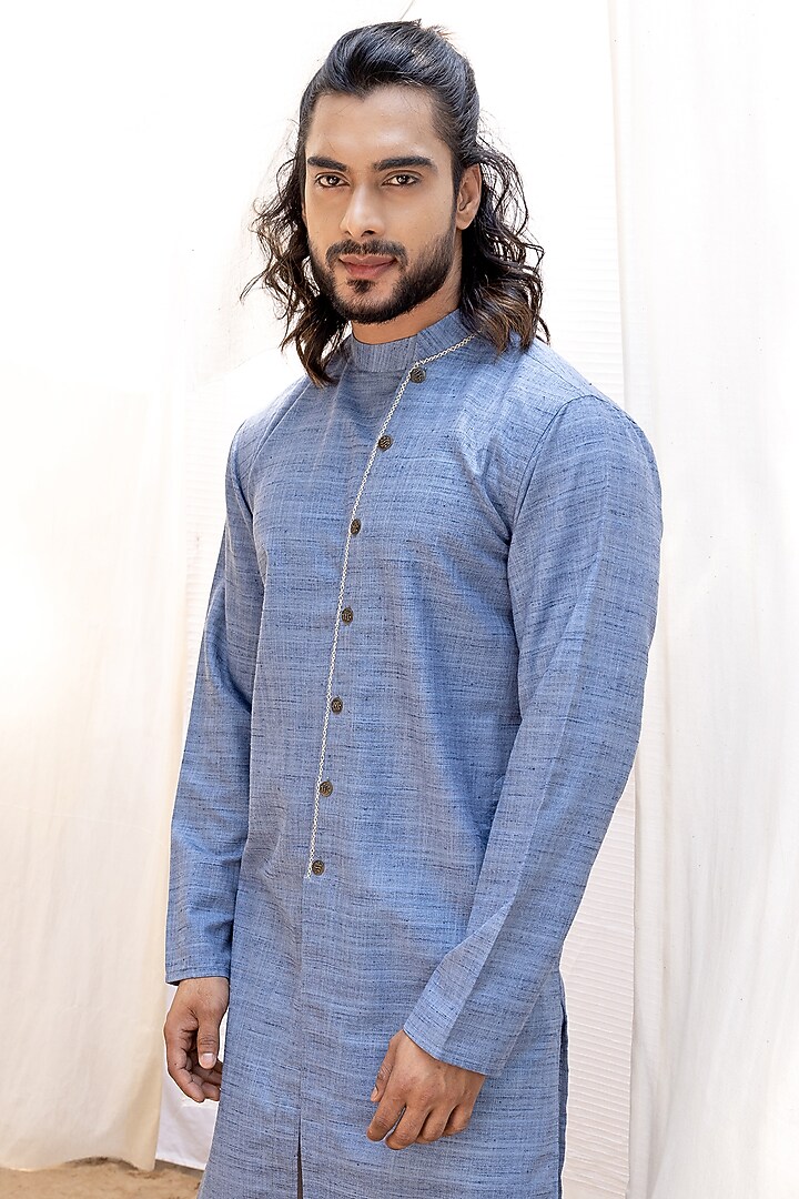Blue Slub Silk Kurta Set by Surabhi Agarwal at Pernia's Pop Up Shop
