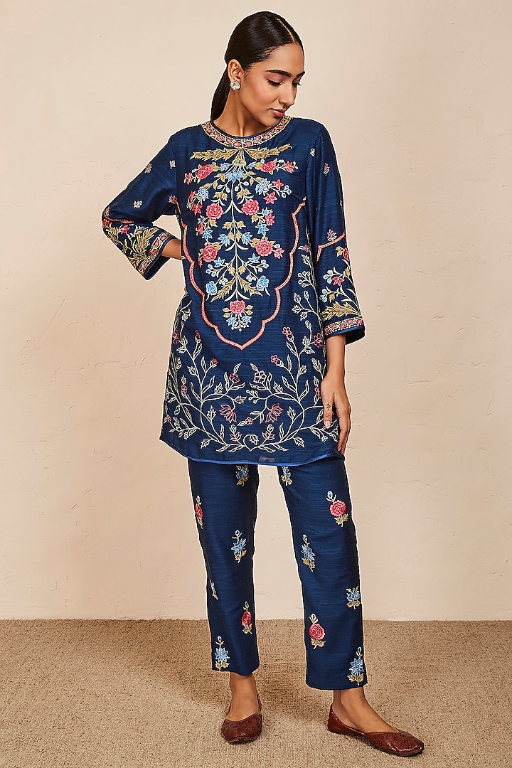 Blue Tussar Georgette Embroidered Kurta Set by Sue Mue