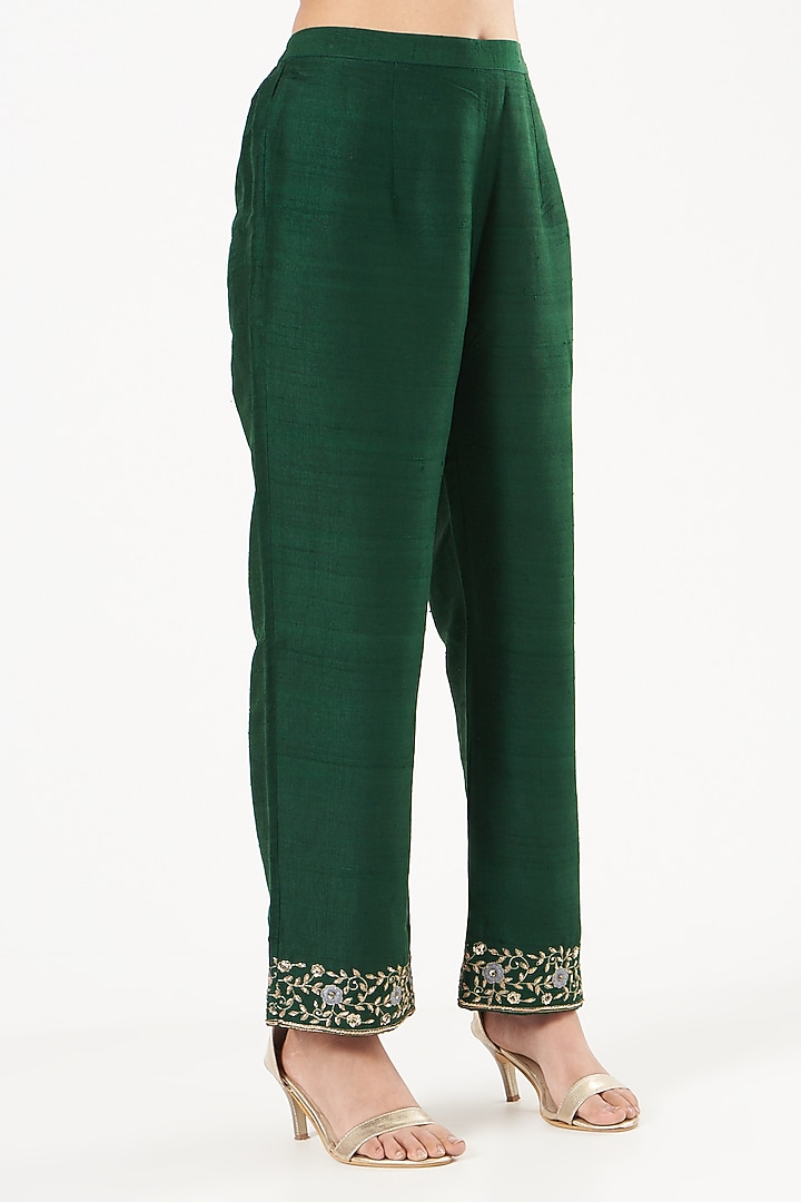 Bottle Green Hand Embroidered Kurta Set by Sue Mue at Pernia's Pop Up Shop