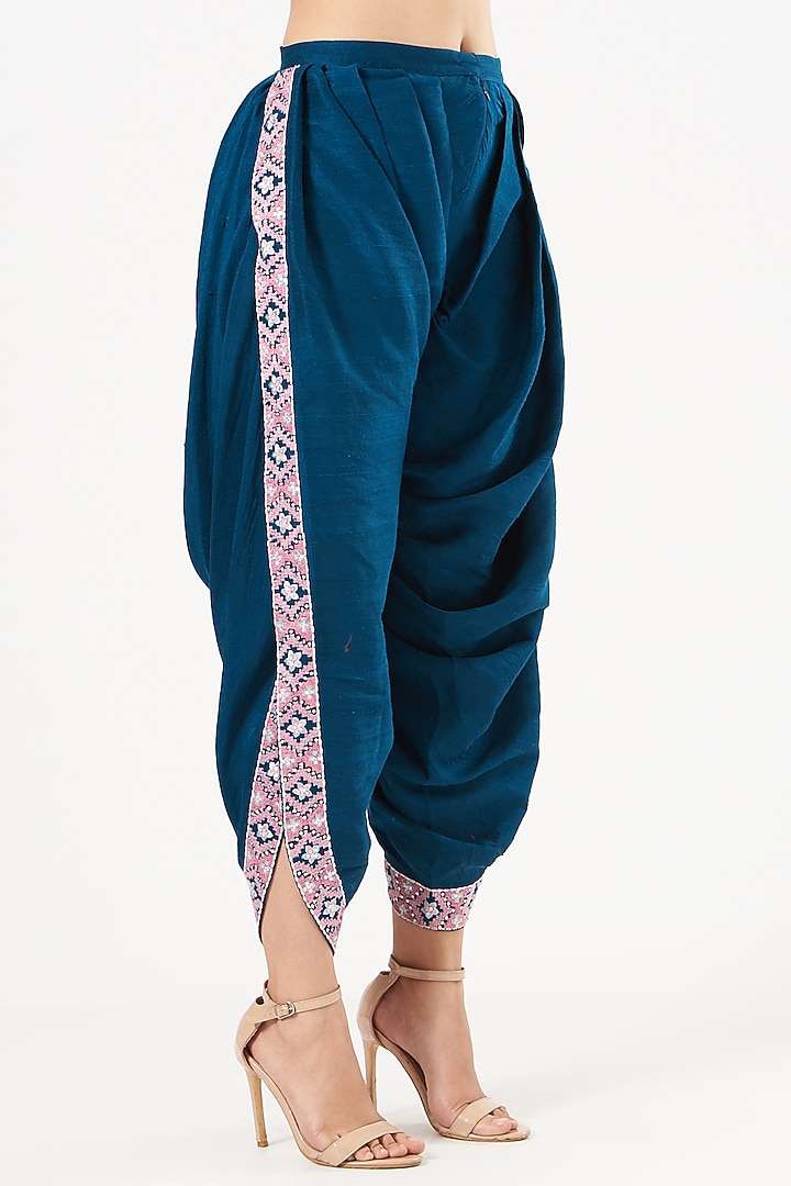 Midnight Blue Embroidered Short Wedding Anarkali Set by Sue Mue at Pernia's Pop Up Shop