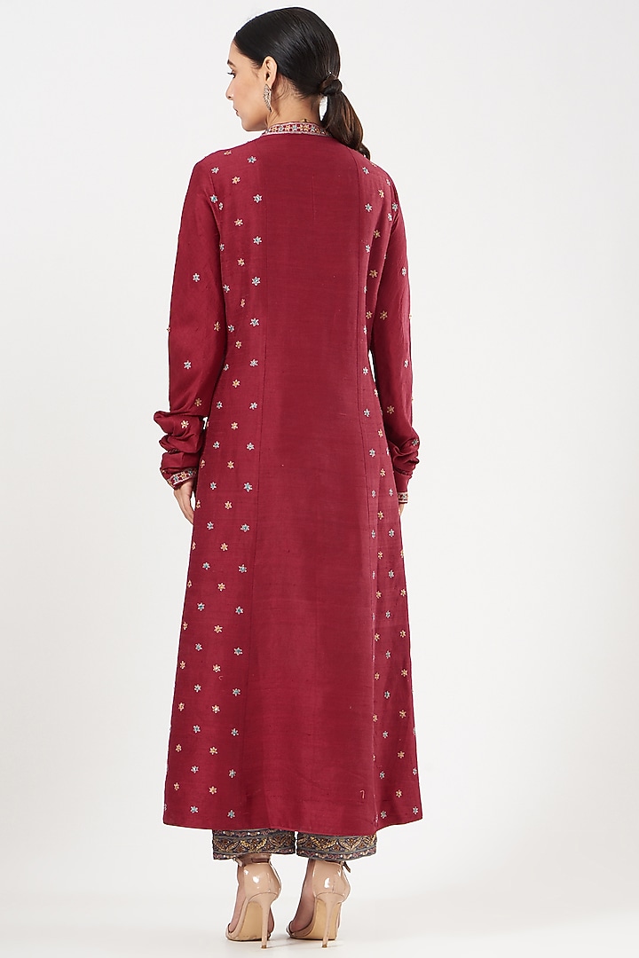 Maroon Embroidered A-Line Kalidar Kurta Set by Sue Mue at Pernia's Pop Up Shop