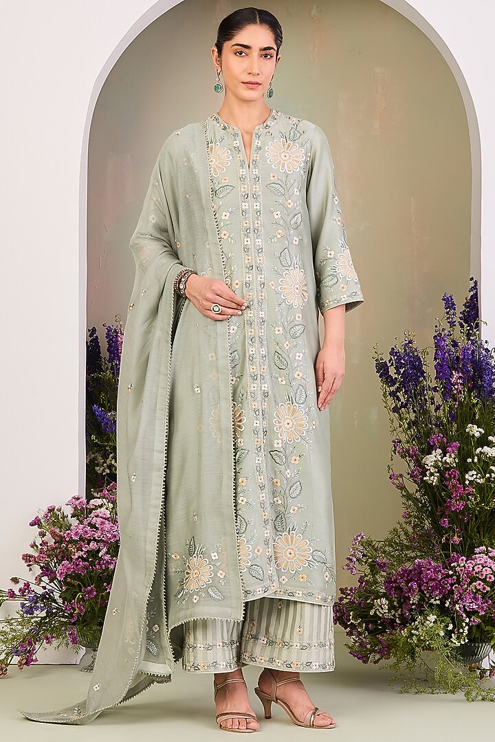 Sage Green Handwoven Silk Chanderi Embroidered Kurta Set by Sue Mue at Pernia's Pop Up Shop