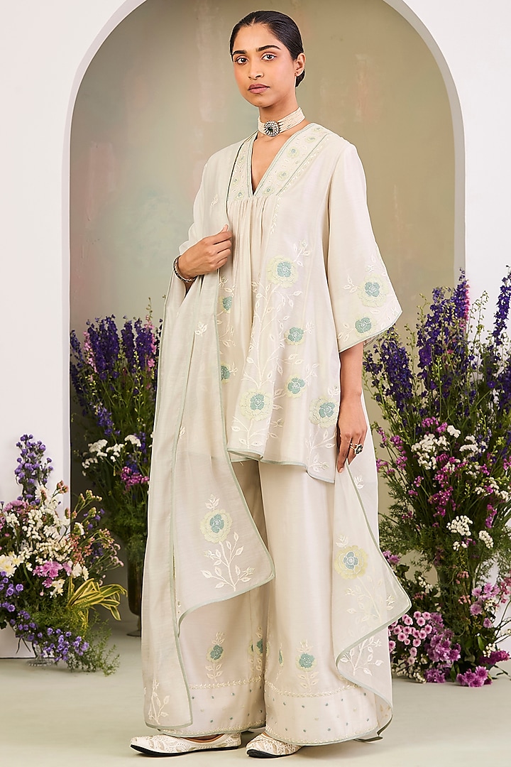 Greenish White Handwoven Silk Chanderi Embroidered Kurta Set by Sue Mue at Pernia's Pop Up Shop