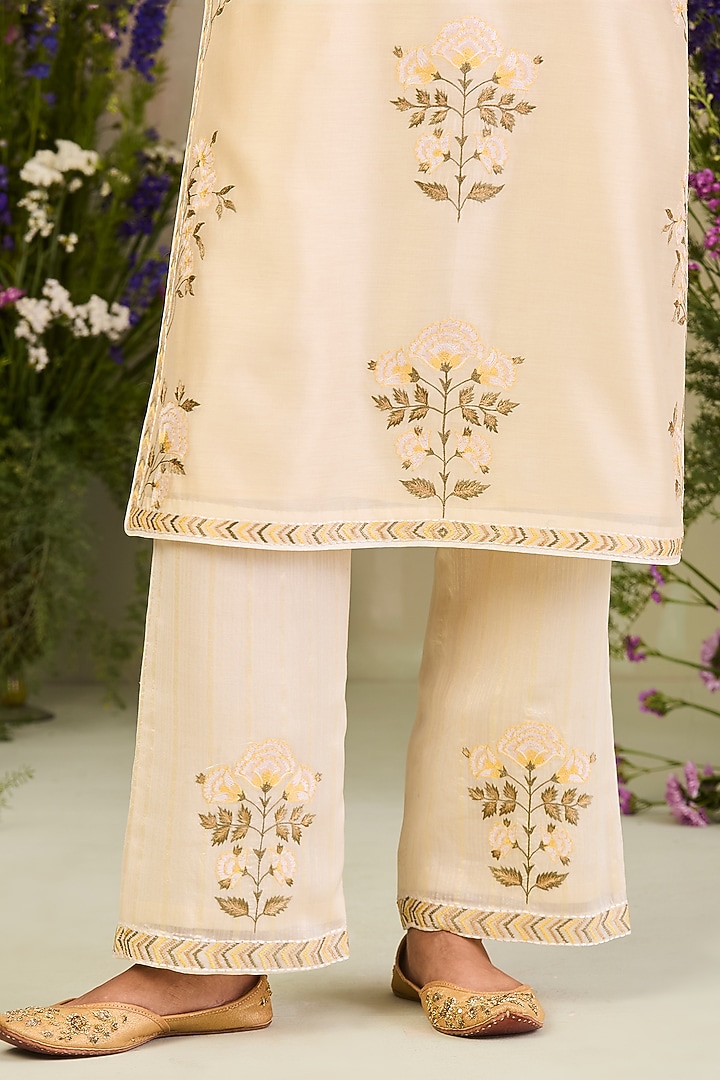 Light Yellow Handwoven Silk Chanderi Embroidered Kurta Set by Sue Mue at Pernia's Pop Up Shop