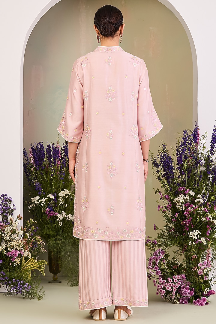 Pastel Pink Handwoven Silk Chanderi Embroidered Kurta Set by Sue Mue at Pernia's Pop Up Shop