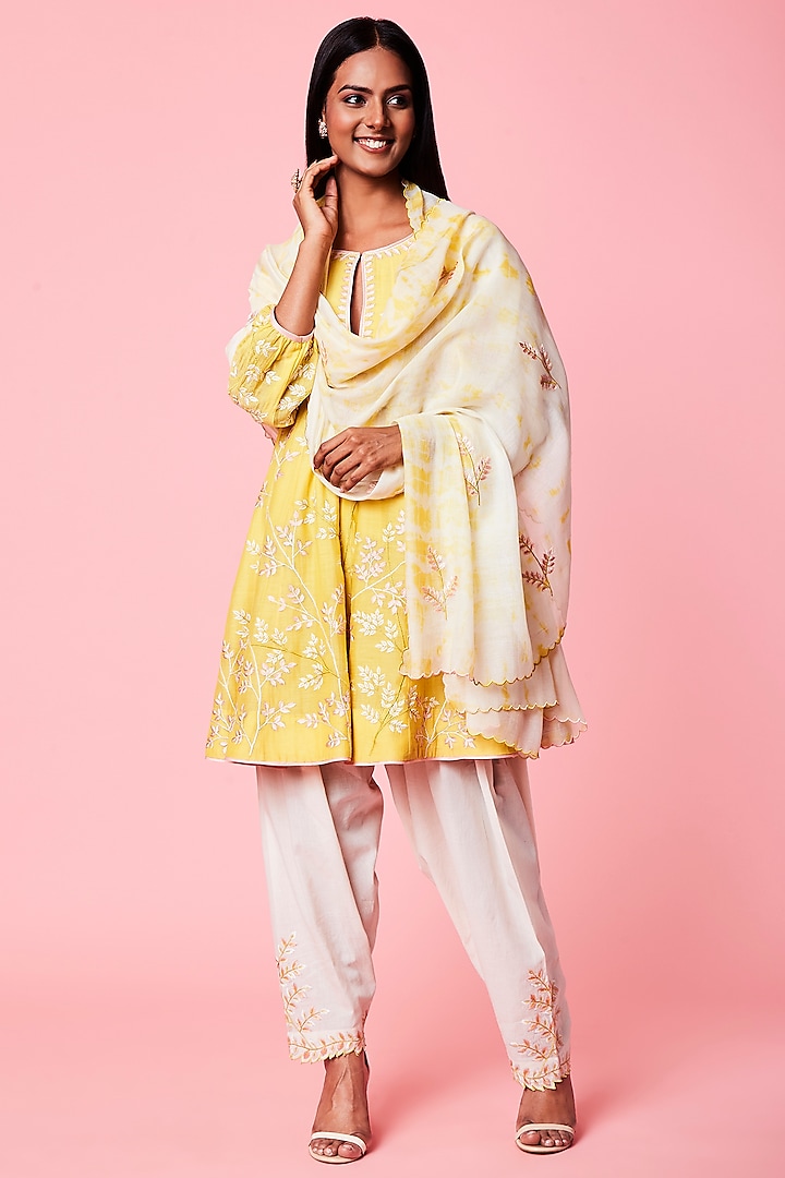 Yellow Embroidered Short Kurta Set by Sue Mue