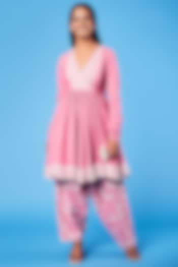 Pink Embroidered Short Kurta Set by Sue Mue