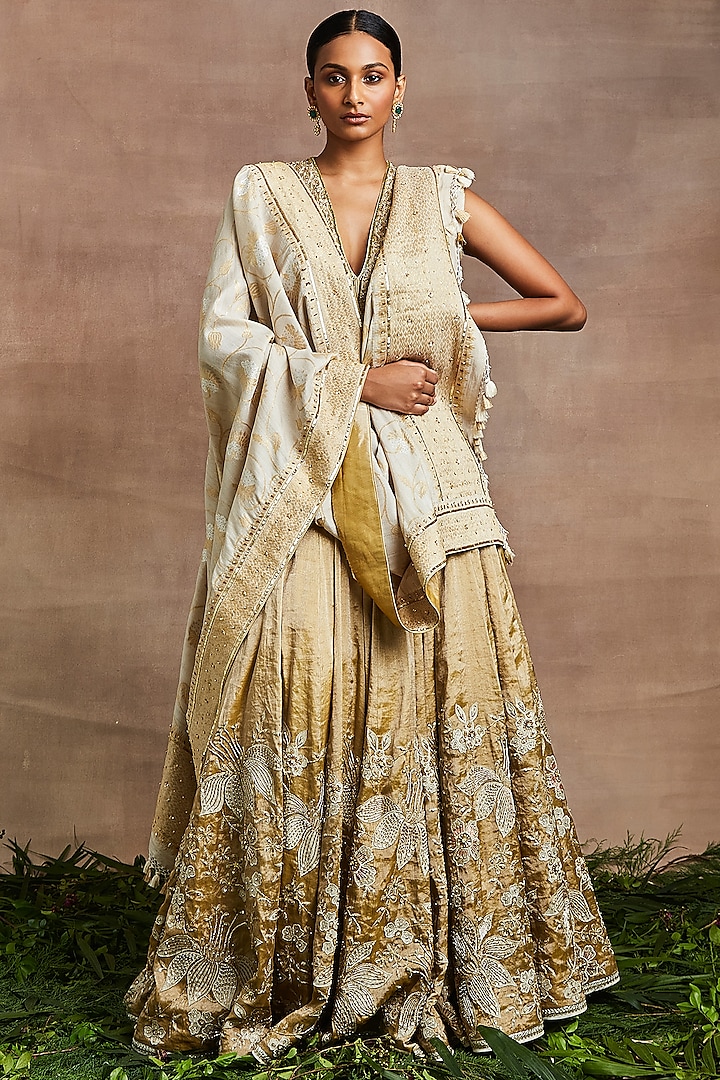 Golden Yellow Handwoven Silk Hand Embroidered Bridal Lehenga Set by Sue Mue at Pernia's Pop Up Shop