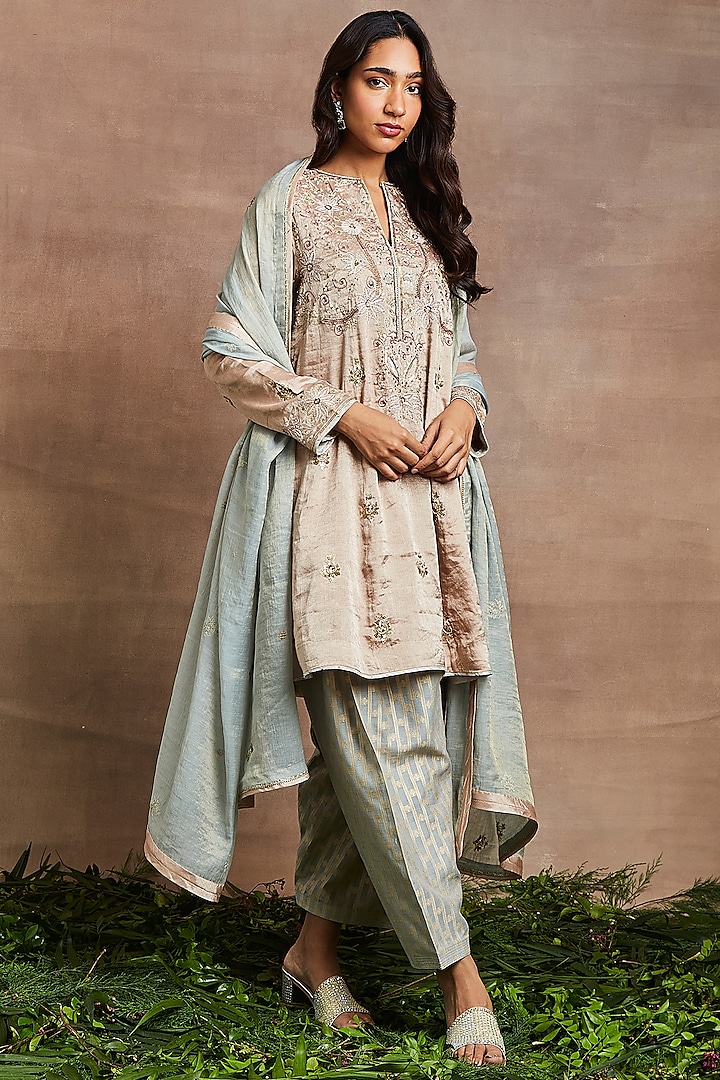 Peach Handwoven Silk Tissue Hand Embroidered Kalidar Kurta Set by Sue Mue at Pernia's Pop Up Shop