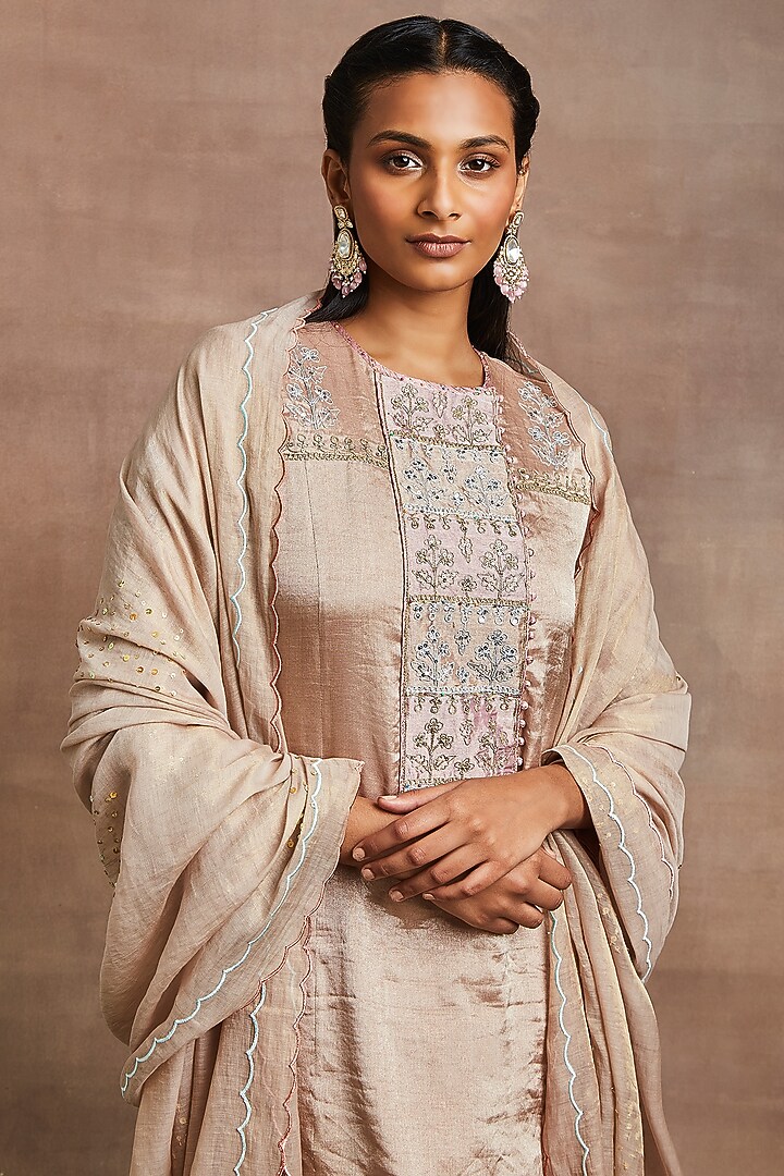 Peach Handwoven Silk Tissue Hand Embroidered Kurta Set by Sue Mue at Pernia's Pop Up Shop