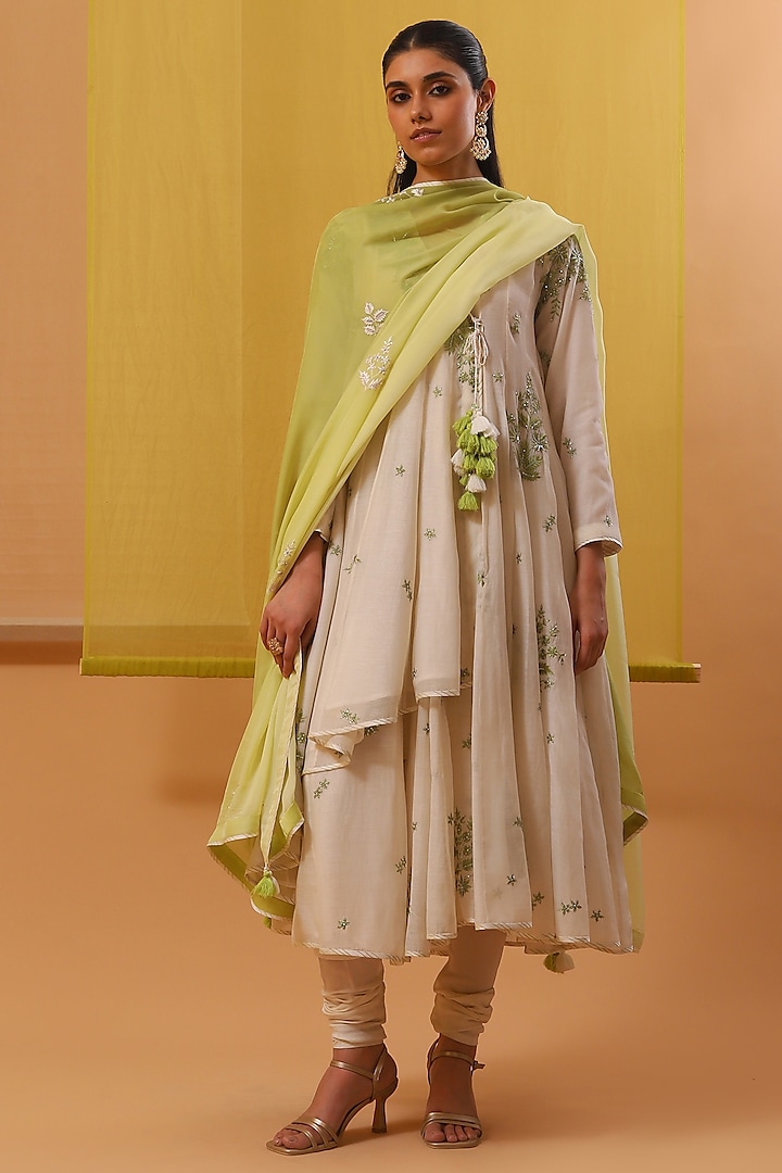 Off-White Handwoven Chanderi Mulmul Embroidered Angrakha Anarkali Set by Sue Mue at Pernia's Pop Up Shop