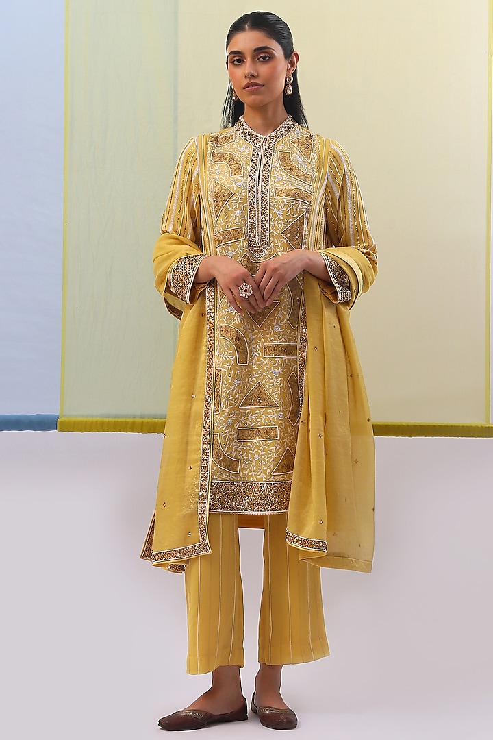 Yellow Pure Silk Georgette Sequins Embroidered Kurta Set by Sue Mue at Pernia's Pop Up Shop