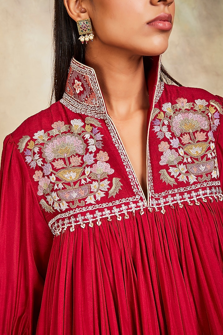 Maroon Floral Motifs Embroidered Short Wedding Anarkali Set by Sue Mue at Pernia's Pop Up Shop