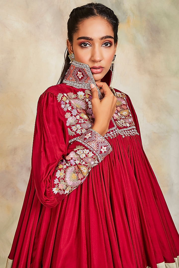 Maroon Floral Motifs Embroidered Short Wedding Anarkali Set by Sue Mue at Pernia's Pop Up Shop