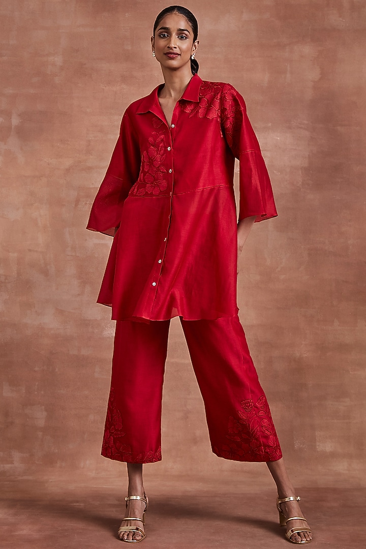 Red Handwoven Chanderi Silk Floral Applique Embellished Co-Ord Set by Sue Mue at Pernia's Pop Up Shop