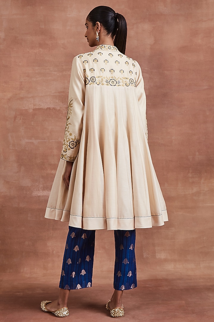 Beige Chanderi Gold Zari Embroidered Kalidar Wedding Anarkali Set by Sue Mue at Pernia's Pop Up Shop