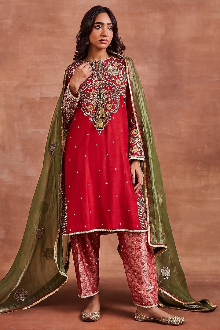 Red Moonga Silk Hand Embroidered Kurta Set by Sue Mue