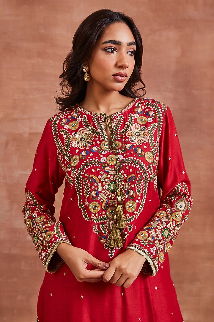 Red Moonga Silk Hand Embroidered Kurta Set by Sue Mue at Pernia's Pop Up Shop