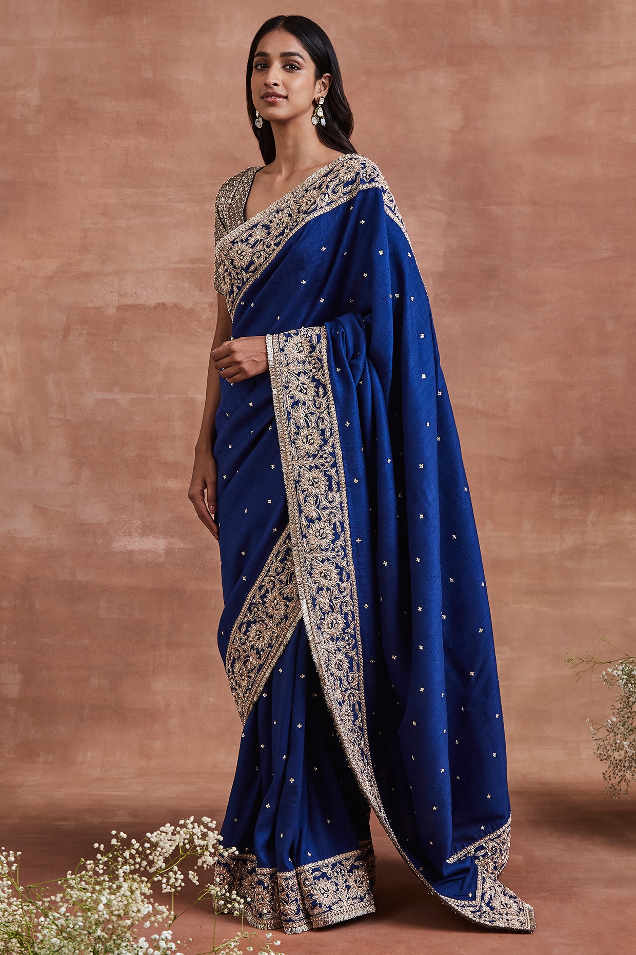 White and outlet navy blue saree