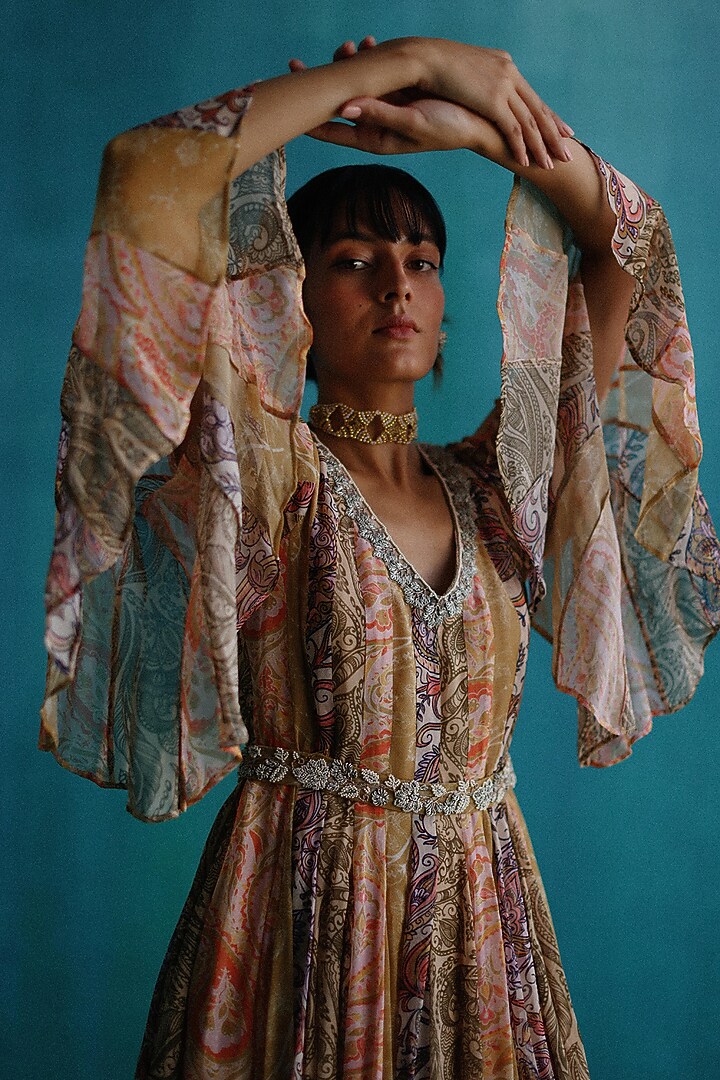 Cream Georgette Printed Kalidar Kurta Set by Sufna by Vanshika Gupta at Pernia's Pop Up Shop