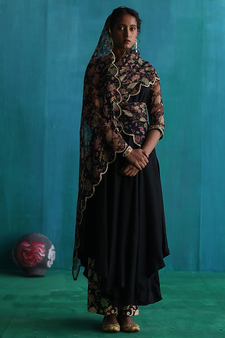 Black Viscose Silk Printed & Embroidered Asymmetric Kurta Set by Sufna by Vanshika Gupta at Pernia's Pop Up Shop