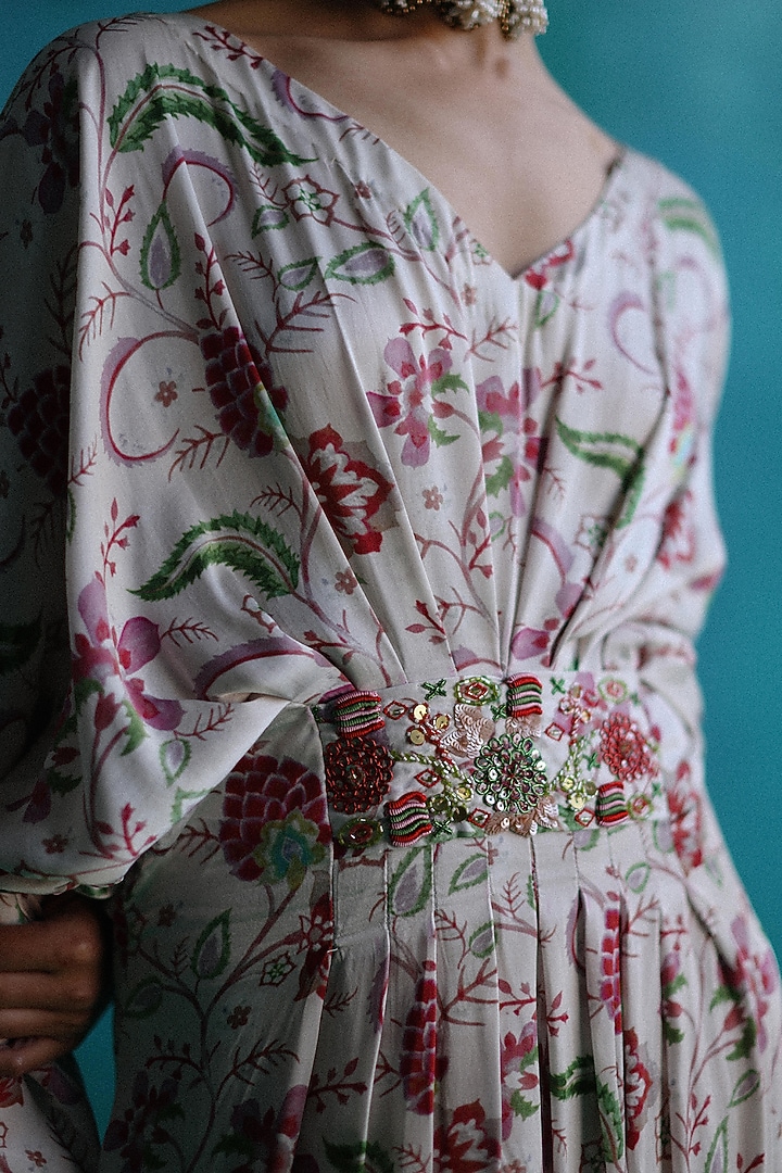 White Satin Printed Kaftan by Sufna by Vanshika Gupta at Pernia's Pop Up Shop