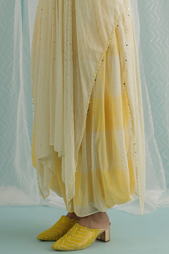 Ivory Georgette Printed & Embroidered Kaftan Set by Surbhi Gupta at Pernia's Pop Up Shop