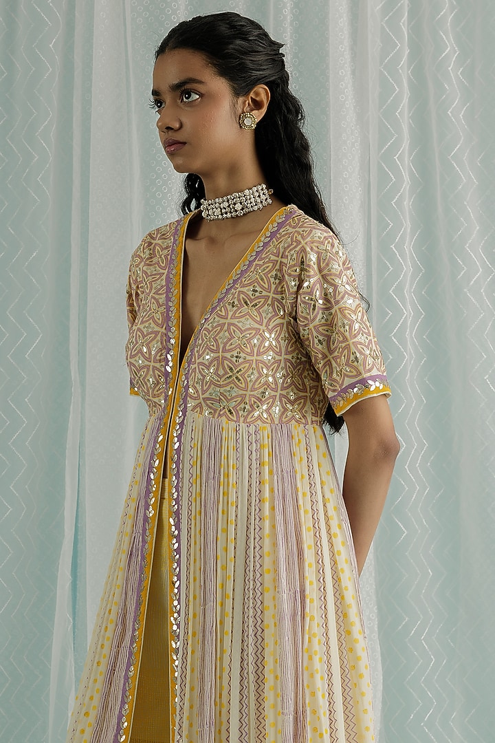 Ivory Georgette Printed & Embroidered Kurta Set by Surbhi Gupta at Pernia's Pop Up Shop