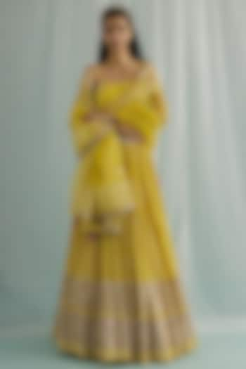 Canary Georgette Printed & Embroidered Wedding Lehenga Set by Surbhi Gupta at Pernia's Pop Up Shop