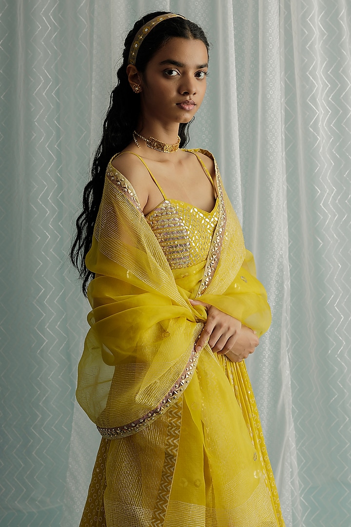 Canary Georgette Printed & Embroidered Wedding Lehenga Set by Surbhi Gupta at Pernia's Pop Up Shop