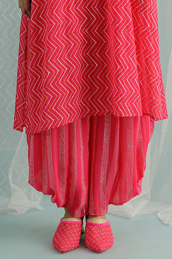 Fuchsia Georgette Printed Dhoti Set by Surbhi Gupta at Pernia's Pop Up Shop