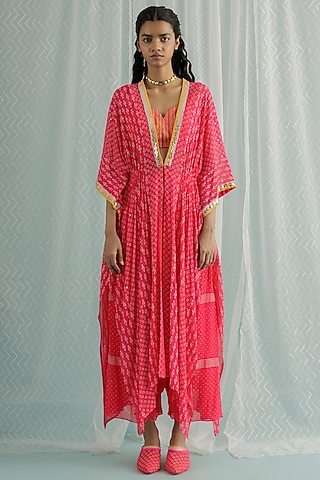 Fuchsia Georgette Printed & Embroidered Cape Set by Surbhi Gupta