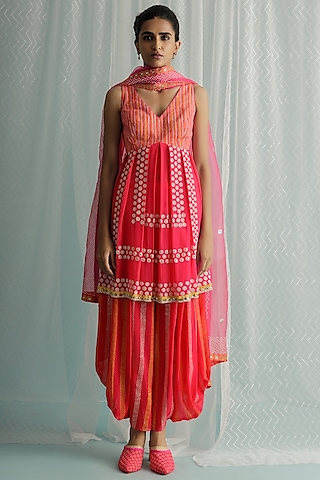 Fuchsia Georgette Printed Dhoti Set by Surbhi Gupta