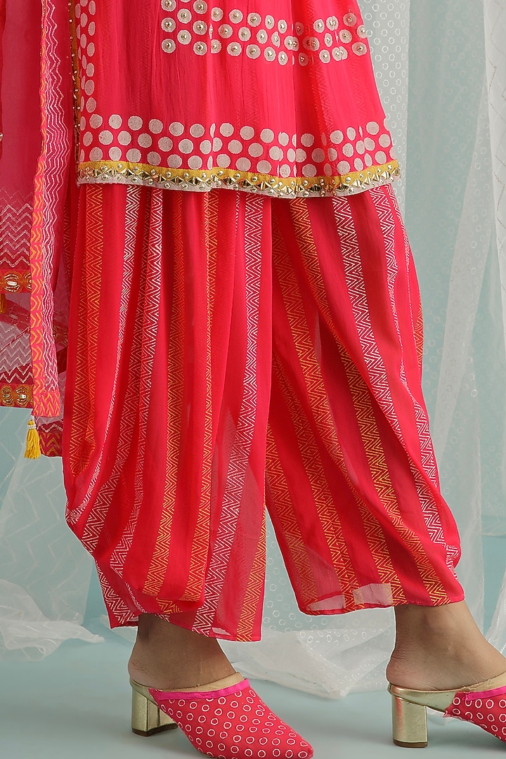 Fuchsia Georgette Printed Dhoti Set by Surbhi Gupta at Pernia's Pop Up Shop