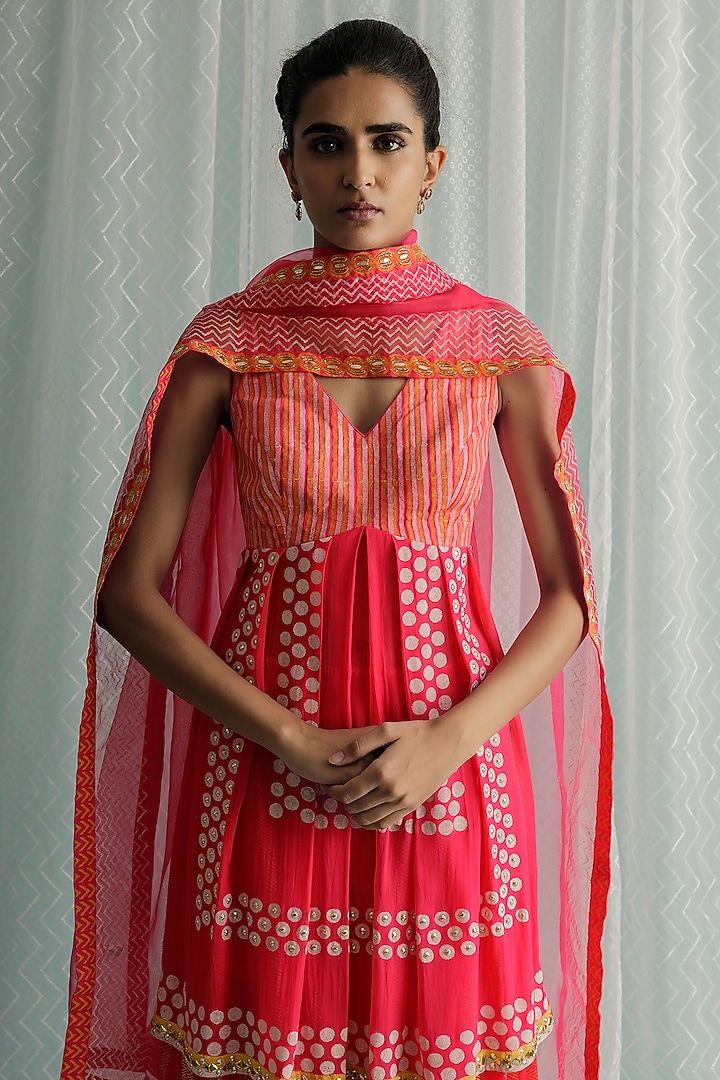 Fuchsia Georgette Printed Dhoti Set by Surbhi Gupta at Pernia's Pop Up Shop