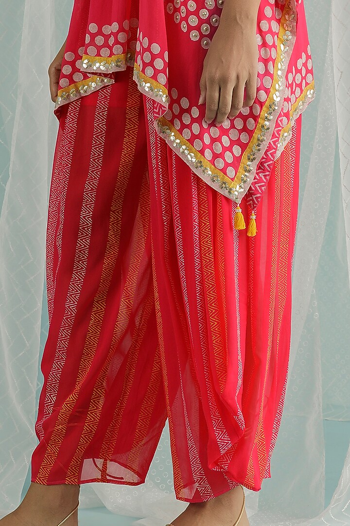 Fuchsia Georgette Printed Dhoti Set by Surbhi Gupta at Pernia's Pop Up Shop
