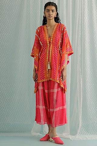 Fuchsia Georgette Printed Kaftan Set by Surbhi Gupta