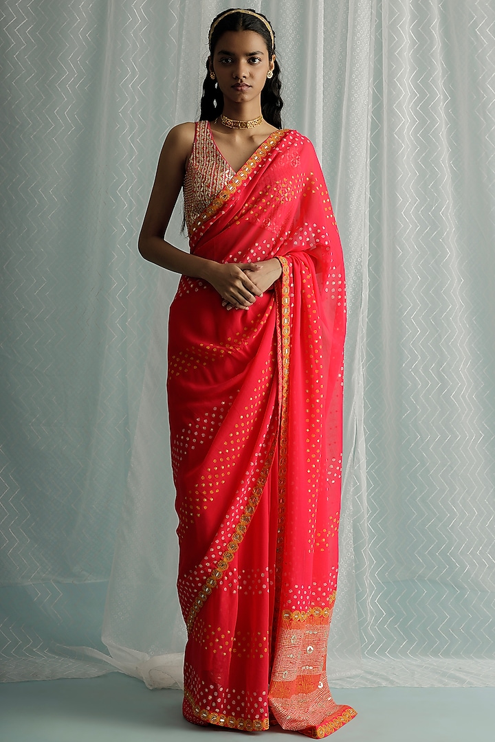 Fuchsia Georgette Printed Saree Set by Surbhi Gupta