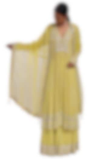 Lime Green Georgette Resham & Pearl Embroidered Wedding Anarkali Set by Surbhi Gupta at Pernia's Pop Up Shop