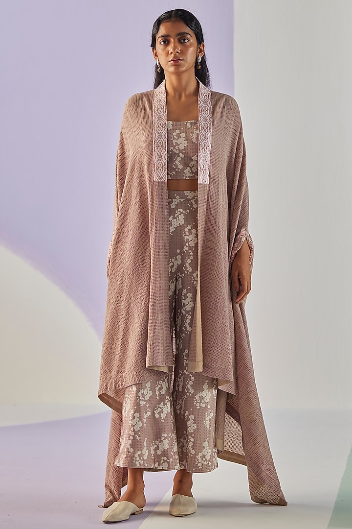 Grey Crinkled Fabric Cape Set by Surbhi Gupta at Pernia's Pop Up Shop