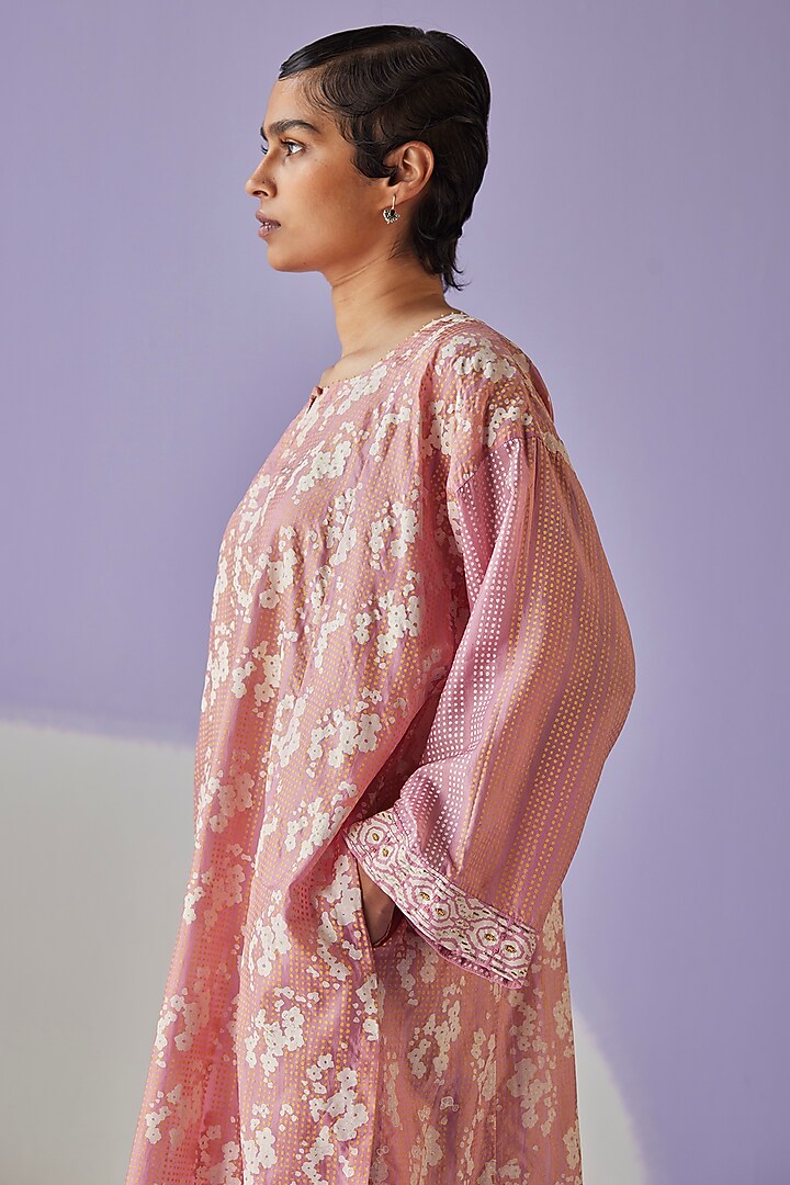 Pink Cotton Silk Block Printed Kurta Set by Surbhi Gupta at Pernia's Pop Up Shop