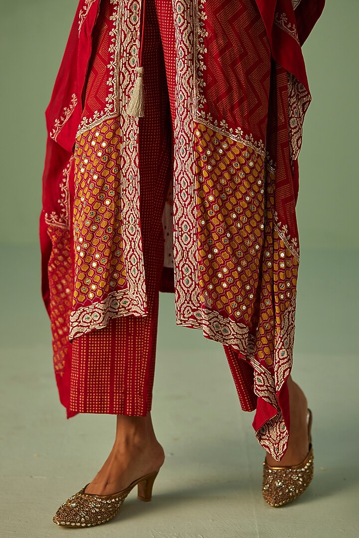 Red Bamboo Georgette Printed & Embroidered Kaftan Set by Surbhi Gupta at Pernia's Pop Up Shop