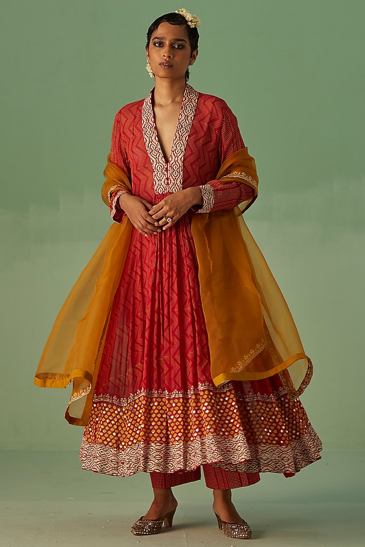 Red Bamboo Georgette Printed & Embroidered Anarkali Set by Surbhi Gupta at Pernia's Pop Up Shop