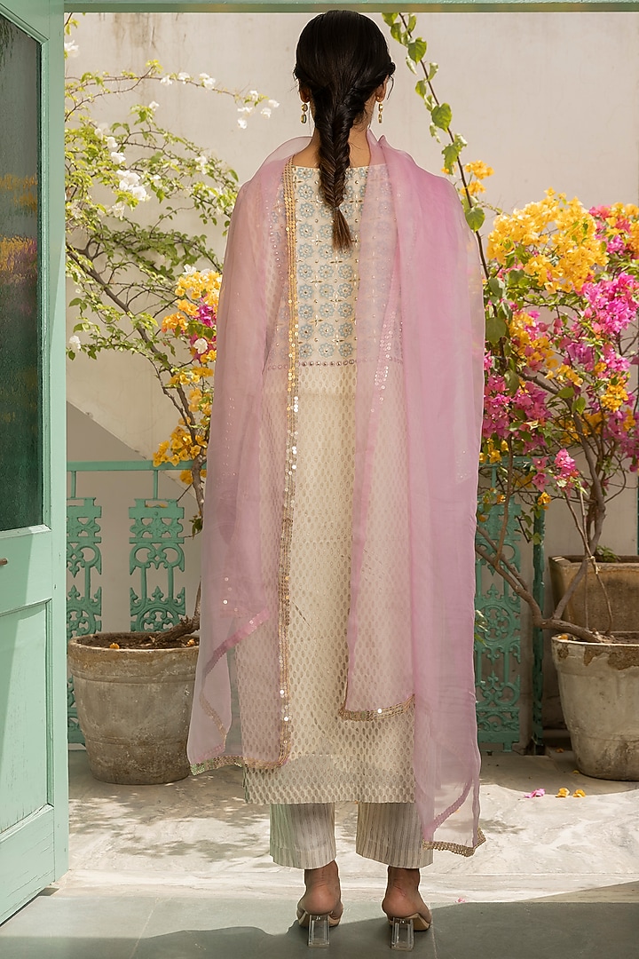 Ivory Block Printed Kurta Set by Surbhi Gupta at Pernia's Pop Up Shop