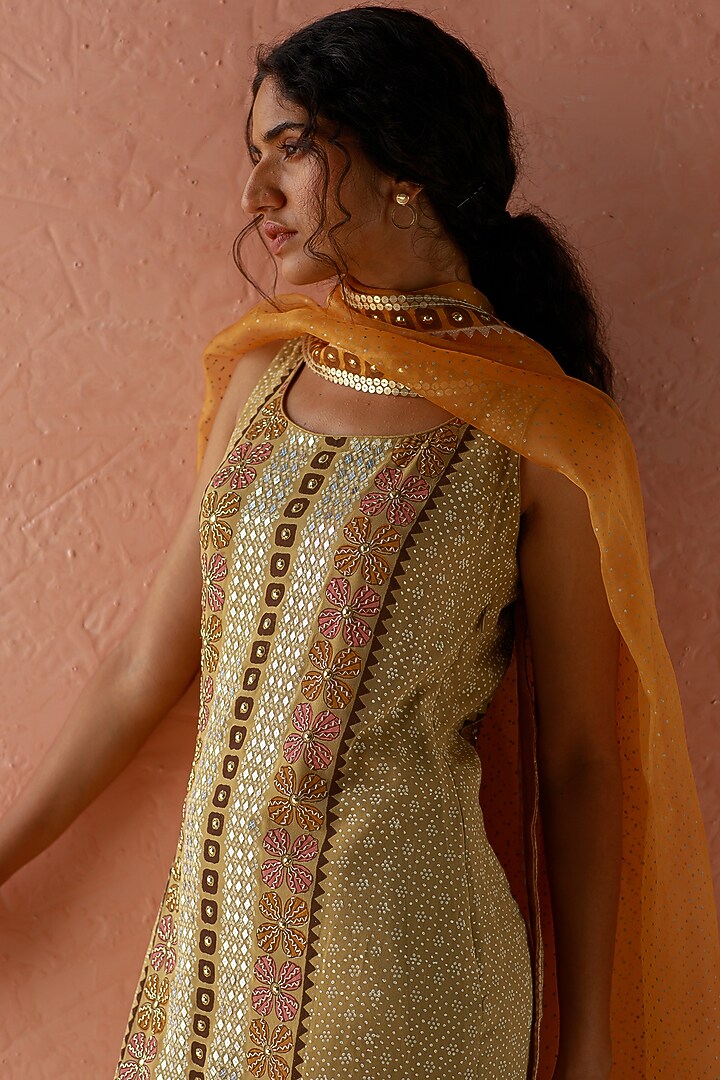 Moss Embroidered Wedding Sharara Set by Surbhi Gupta at Pernia's Pop Up Shop