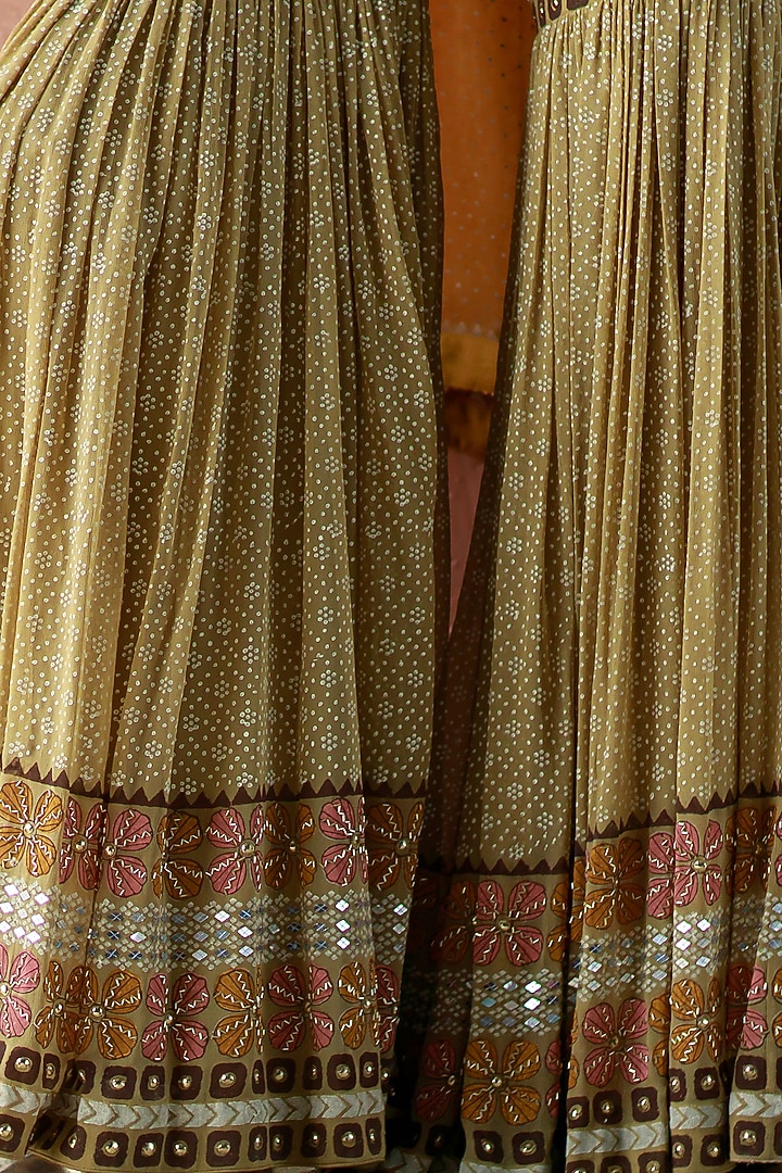 Moss Embroidered Wedding Sharara Set by Surbhi Gupta at Pernia's Pop Up Shop