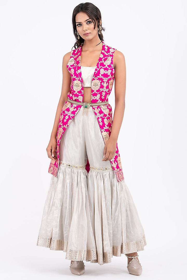 Silver Gharara Set With Embellished Leather Belt by Surabhi Gandhi at Pernia's Pop Up Shop