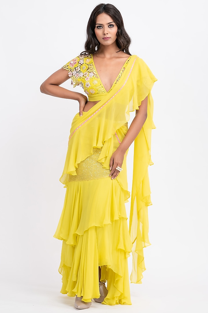 Yellow Ruffled Draped Saree Set Design by Surabhi Gandhi at Pernia's ...